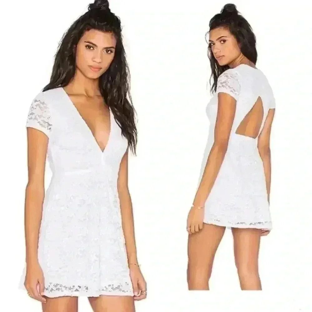 Show Me Your Mumu Floral Lace Ibiza White Mini Dress Cutout Plunged Neck Size S